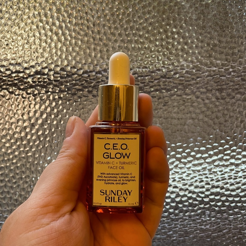 Sunday Riley CEO Glow Vitamin C